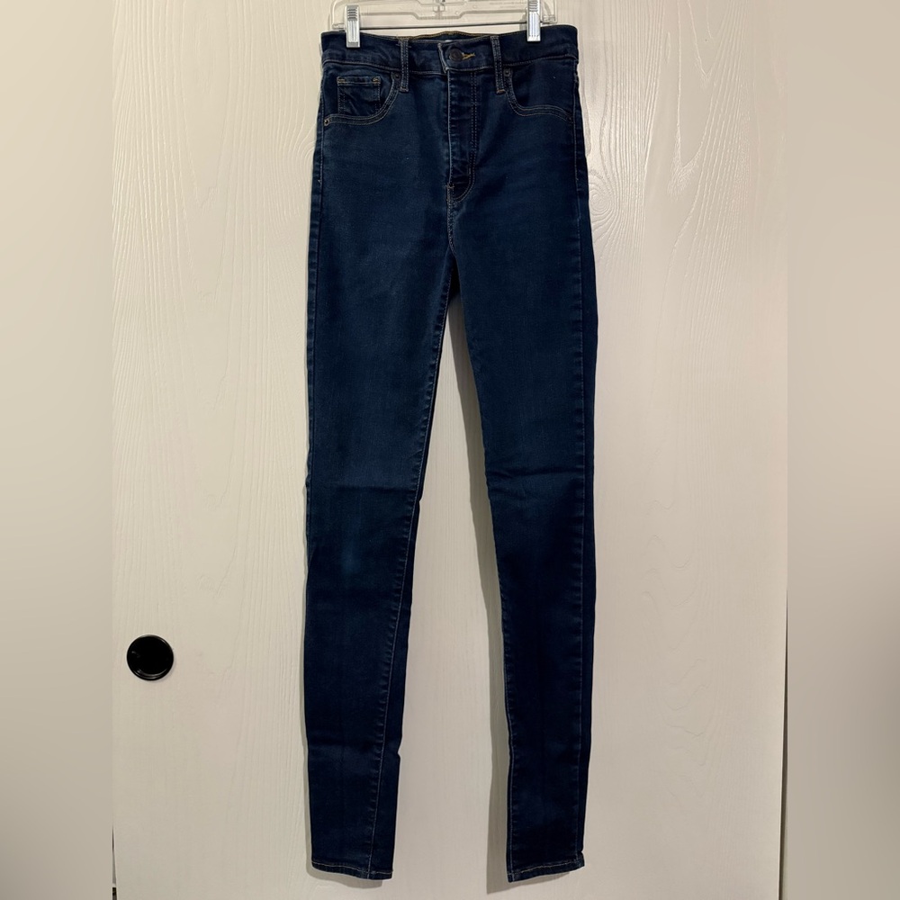 Levi’s High Waisted Classic Blue Women's Jeans